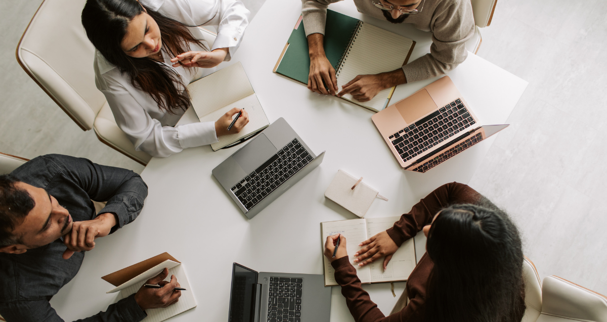 Team evaluating Jira Service Management vs ServiceNow